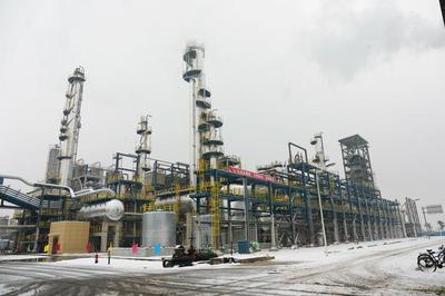 九江石化30萬噸/年烷基化項(xiàng)目順利建成中交 推動(dòng)清潔油品升級(jí)與高質(zhì)量發(fā)展
